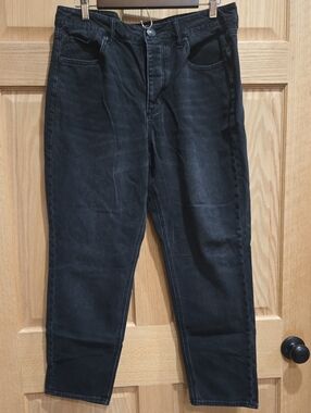 American Eagle Straight Mom Jeans 12
